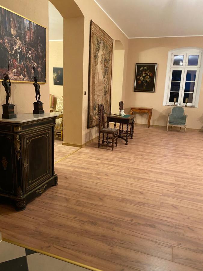 Palac Osowo Gostynskie Dış mekan fotoğraf