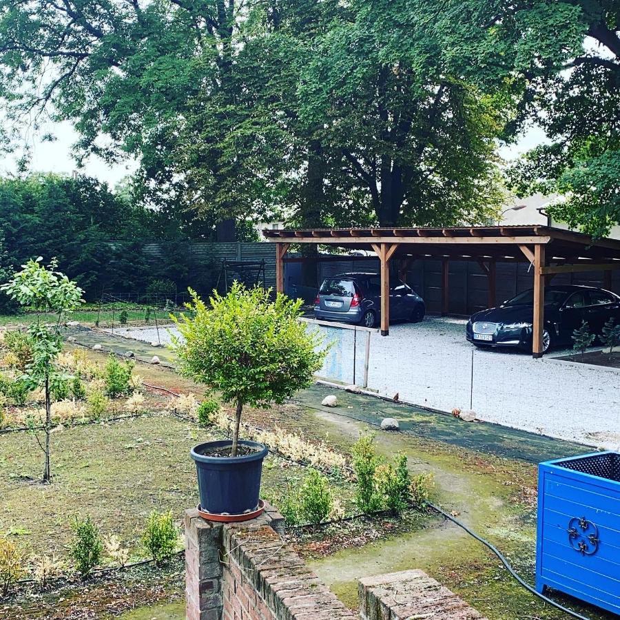 Palac Osowo Gostynskie Dış mekan fotoğraf