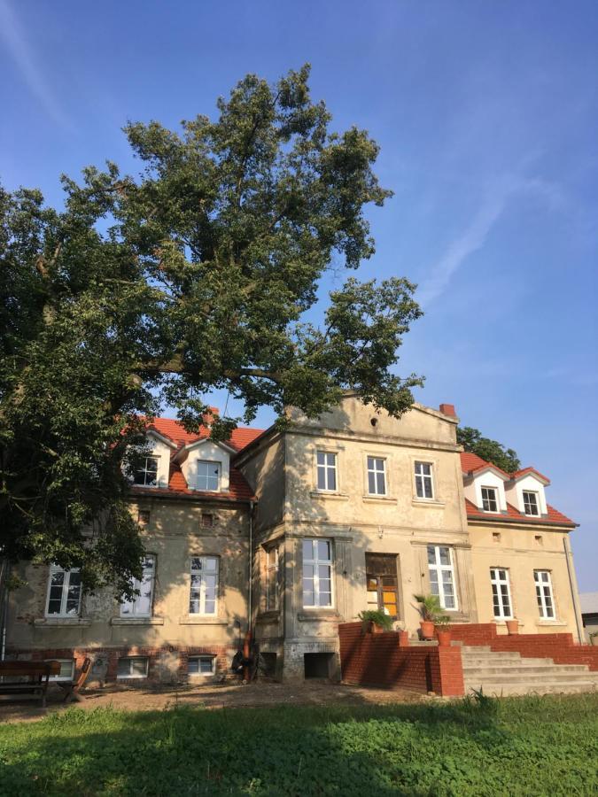 Palac Osowo Gostynskie Dış mekan fotoğraf